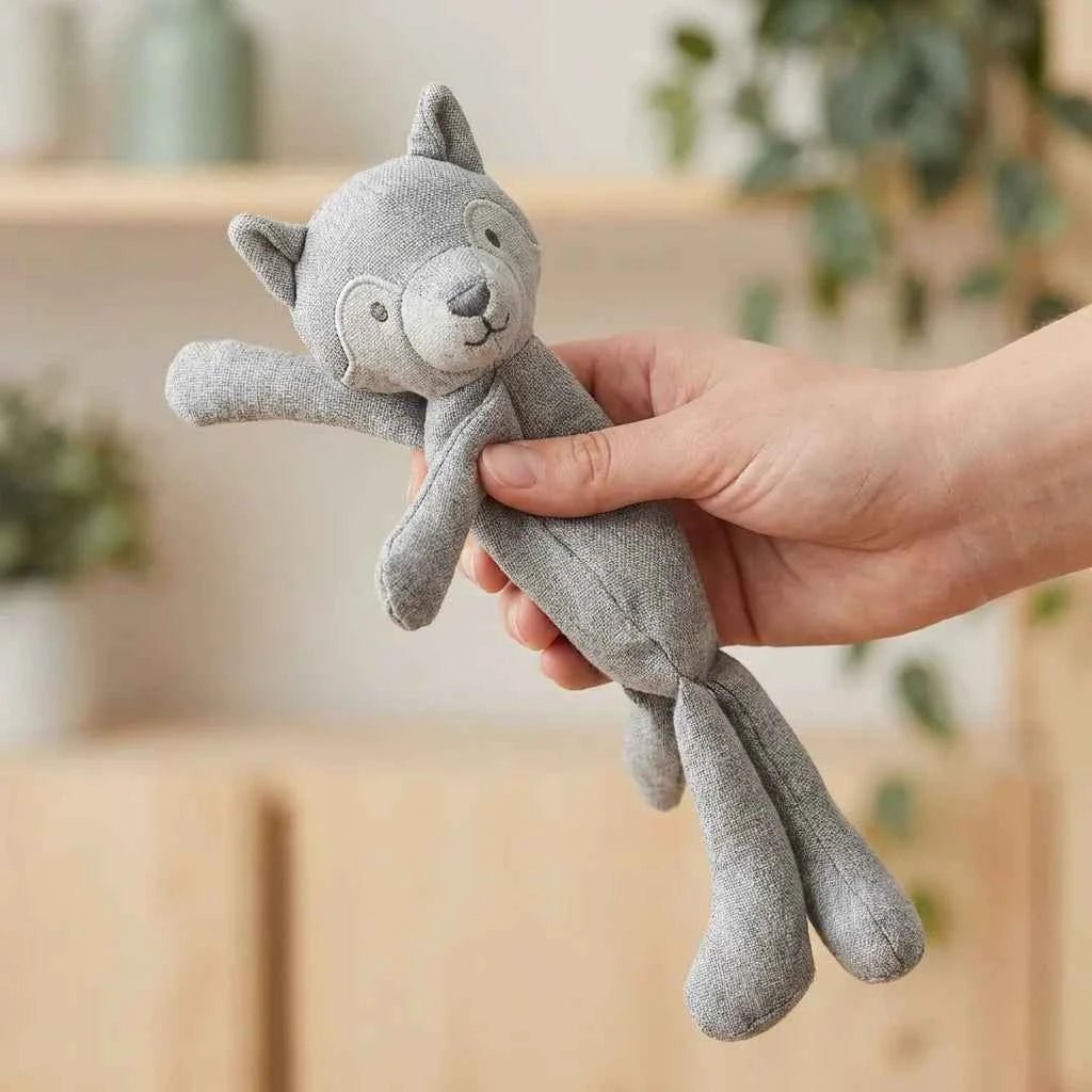SolPaws Stuffing - Free Squeaky Plush Pet Toy - Safe & Interactive - SolPaws C2h1